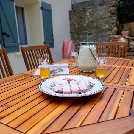 Le Clos Des Voisins Hébergement de vacances Verneuil (Marne)
