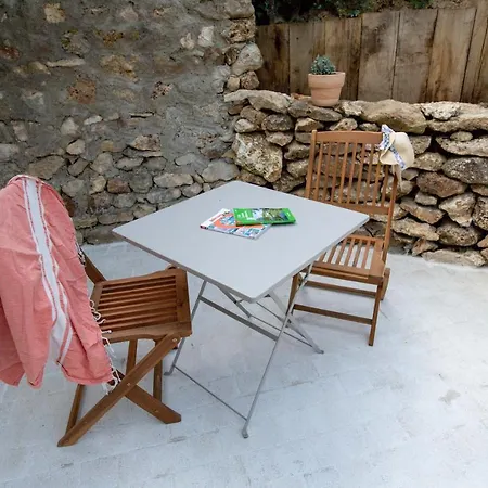 Le Clos Des Voisins Hébergement de vacances Verneuil (Marne)